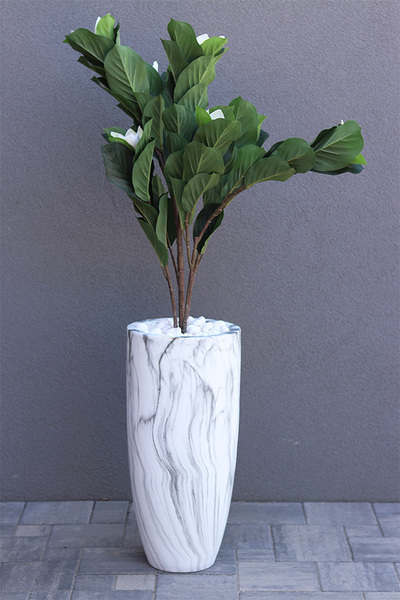 kwiat doniczkowy w wysokiej donicy, Marmur Magnolia, wys.140cm