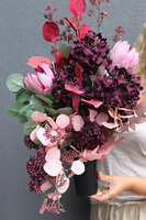 Herenata, nowoczesny bukiet nagrobny we wkładzie, dł.67cm