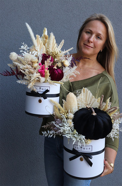 Velurowa Dynia Blackolia, jesienny flowerbox z suszem, wys.44cm