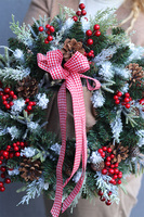 Redis, zimowy wianek na drzwi