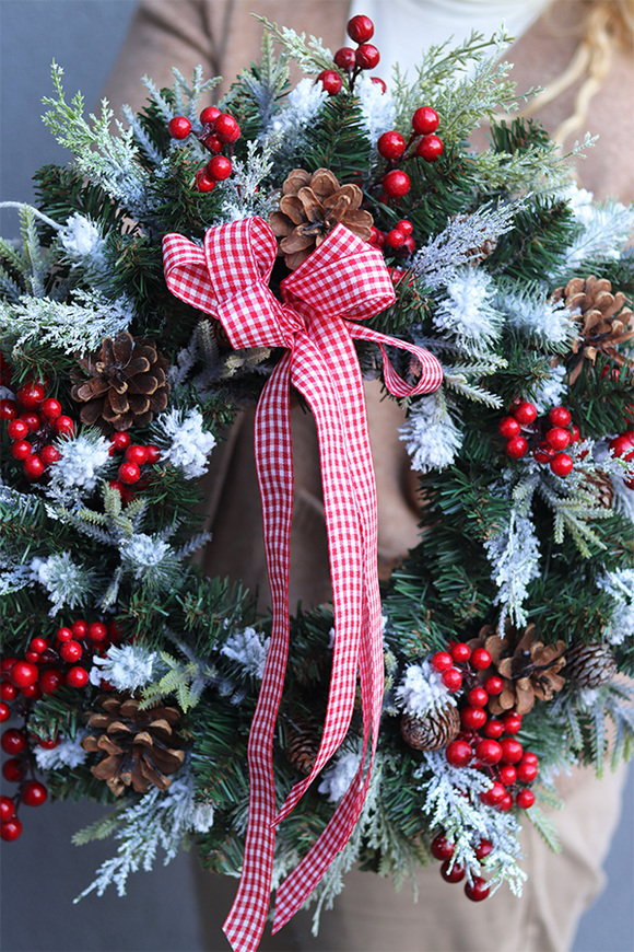 Redis, zimowy wianek na drzwi