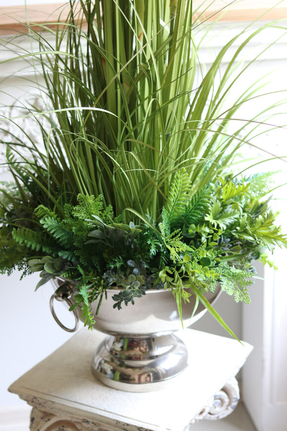 Hotels Green Premium, kompozycja z trawami w pucharze