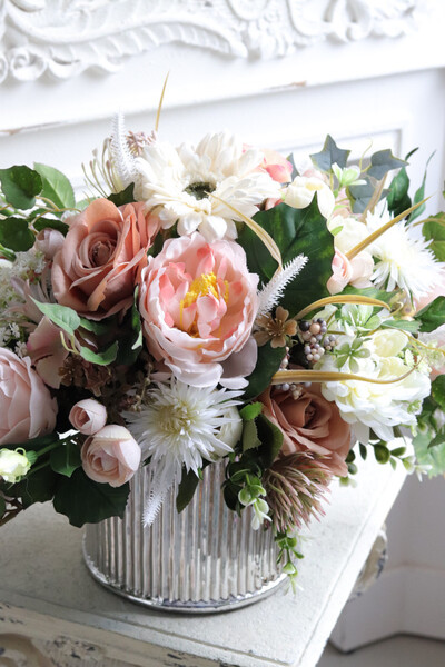 Tymona Dekore 2, kompozycja kwiatowa w naczyniu