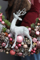 duży świąteczny wianek, Ze Srebrnym Jeleniem, śr.63cm
