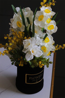 Redana, wiosenny flowerbox z żonkilami