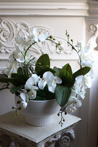 Japandi Orchid Subtelle, sztuczny storczyk w ceramicznym pucharze