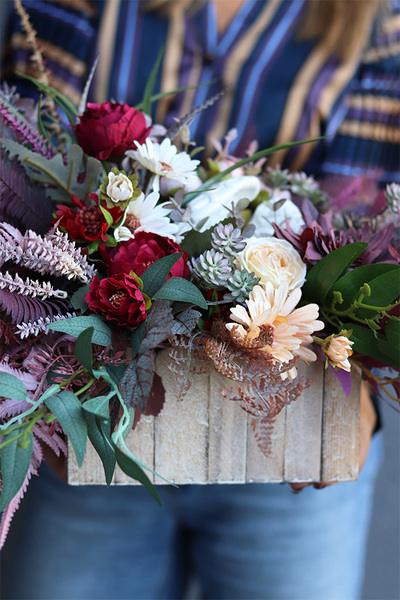 Benjamin Bordo, komplet dekoracji nagrobnych, kompozycja w skrzynce i bukiet