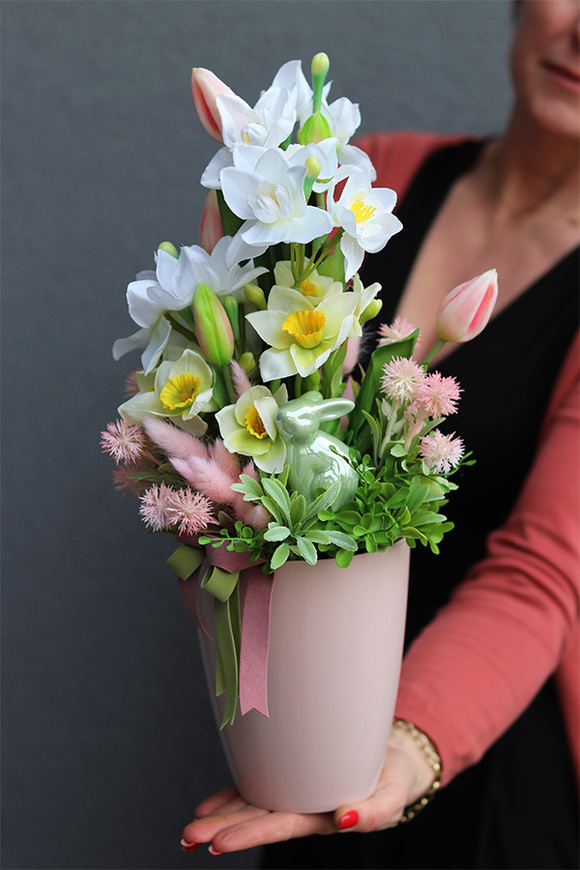 Heffia, kompozycja wielkanocna stroik