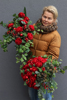 Red Love, zimowy bukiet nagrobny we wkładzie