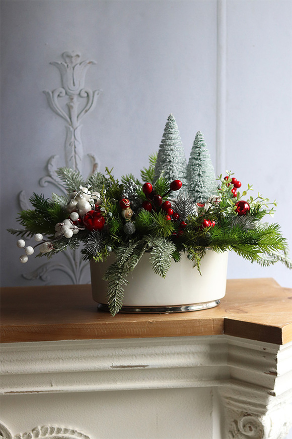 Zima w Lesie, świąteczny stroik z choineczkami