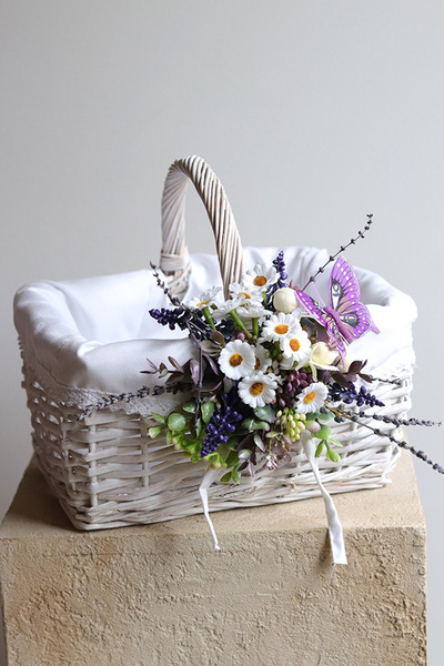 Fiolesia, dekorowany koszyczek wielkanocny