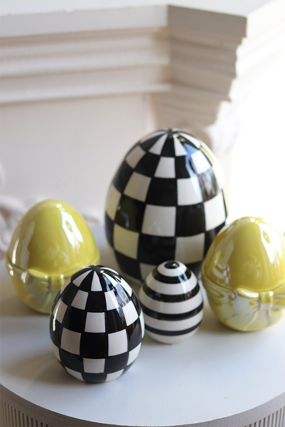 Yellow Easter, pojemnik ceramiczny jajko	