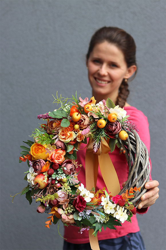 Heluna, wianek jesienny z jabłuszkami