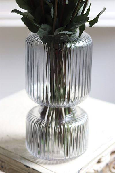 Pink Roses, kompozycja kwiatowa róże w wazonie