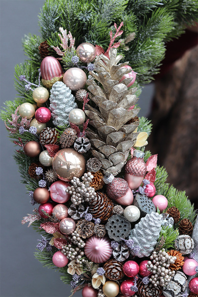 duży świąteczny wianek, Ze Srebrnym Jeleniem, śr.63cm