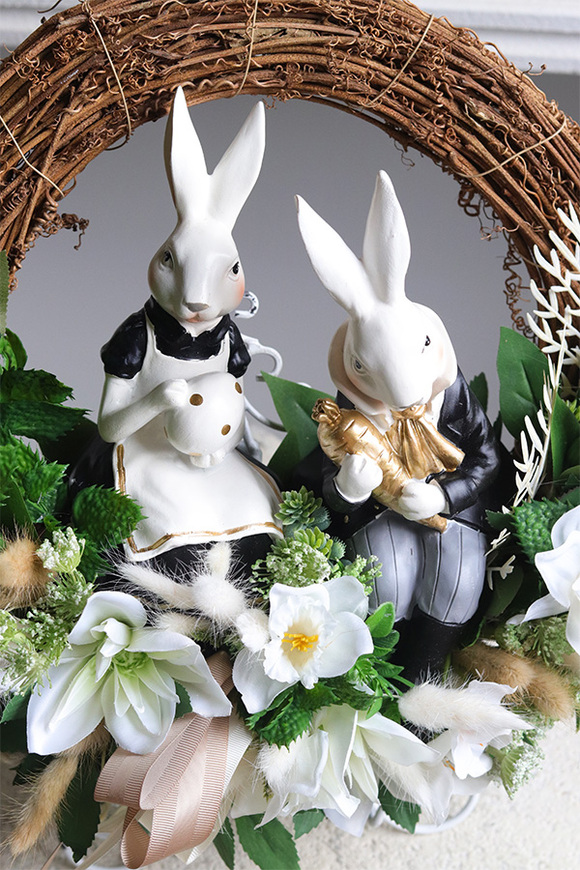 Siedzące Zające 2, wiosenny wianek dekoracyjny