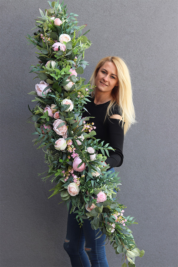 Delice, kwiatowa girlanda dekoracyjna