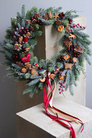 Holiday Charms, świąteczny wianek dekoracyjny