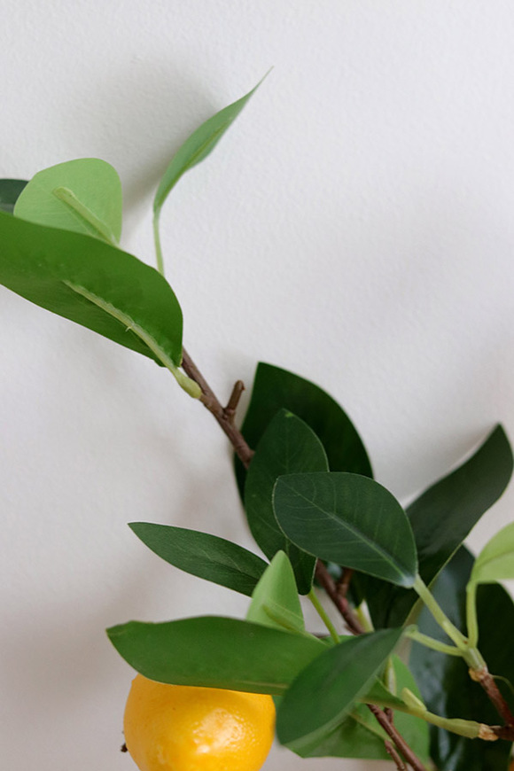 Lemon, gałązka sztuczna roślina cytryna