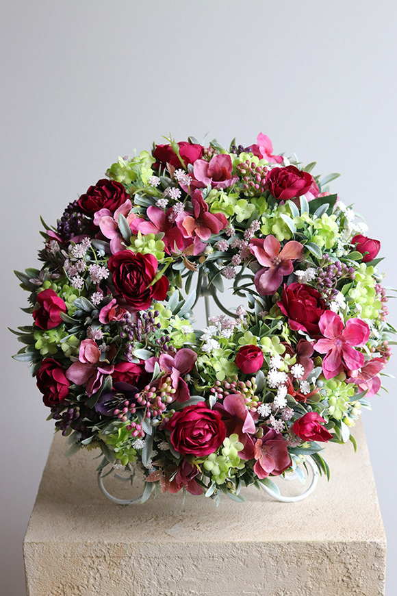 Martyna, kwiatowy wianek na drzwi