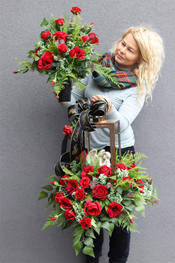 Red Angelo Garden, komplet dekoracji nagrobnych, bukiet + lampion 