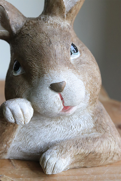 Marzyciel, zajączek wielkanocny figurka