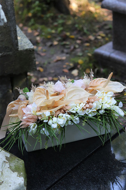 kompozycja nagrobna New York Style, wym.20x50cm 