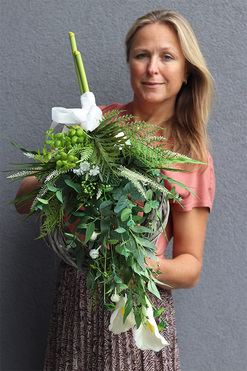 wianek nagrobny Bogini, wym.70x35cm 