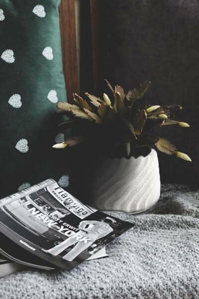 Mezzia, osłonka ceramiczna doniczka