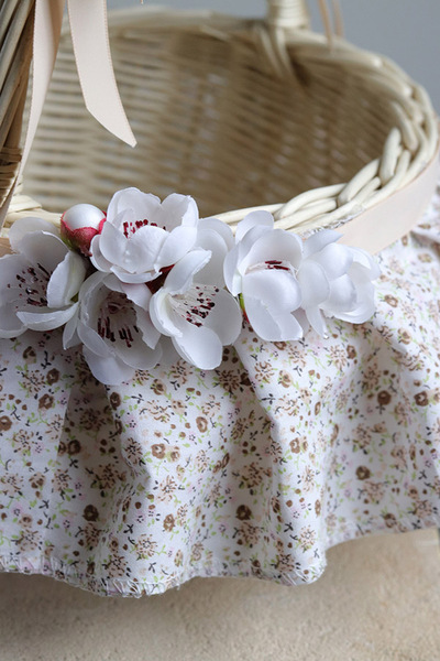 Baletnica Beige, dekorowany koszyczek wielkanocny