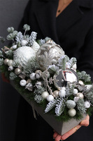 Srebrna Kraina Concrete, świąteczny stroik na stół