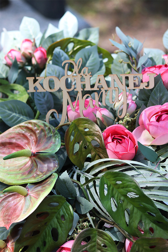 Anturium Heart, wiązanka nagrobna w kształcie serca z dedykacją