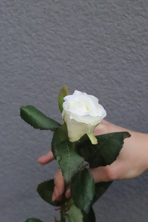 Róża Juliet, gałązka sztucznej róży, różowa