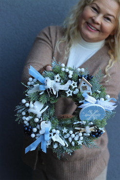 Niebieskie Święta, zimowy wianek dekoracyjny, śr.30cm