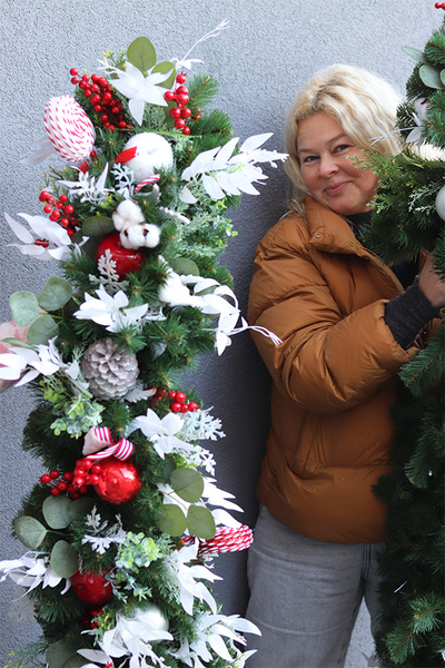 Red&White, świąteczna girlanda na kominek