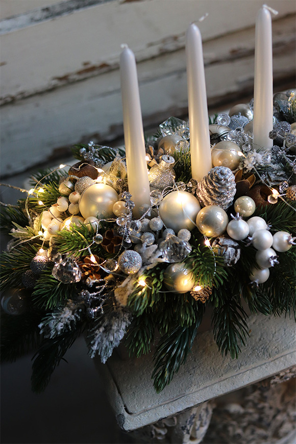 adwentowy stroik na stół, White Christmas Milano, wym.35x48cm