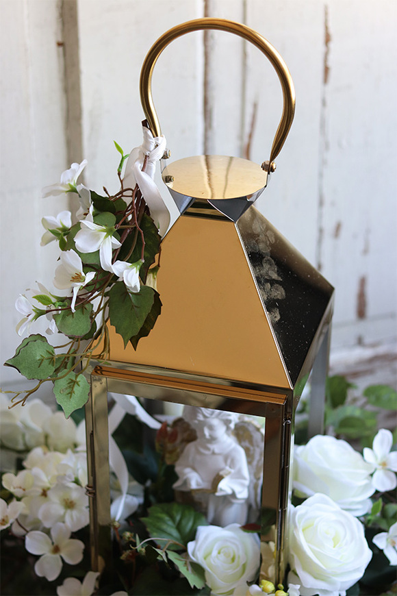 Angelo Garden Goldis, kompozycja nagrobna z aniołem i lampionem, wys.62cm 