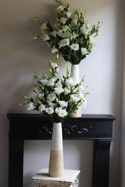 Eustoma Hilton, bukiet do wazonu z białych kwiatów