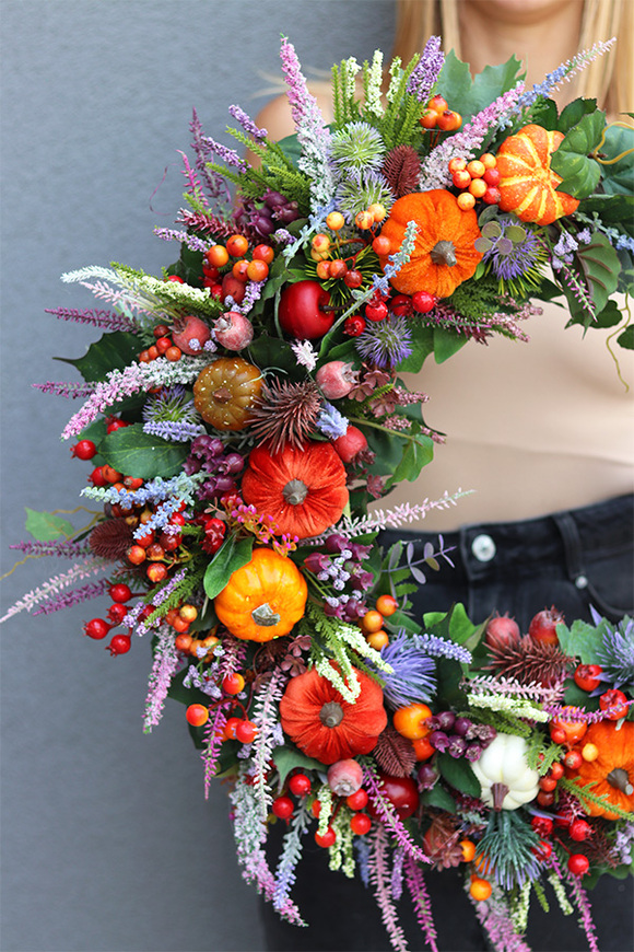 Jesienny Poranek, asymetryczny wianek jesienny, rozp.60cm