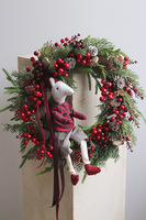 Mysia Gwiazdka, asymetryczny świąteczny wianek na drzwi