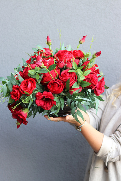 Czerwona Łuna 2, kompozycja nagrobna w misie