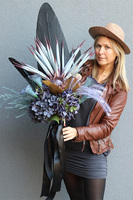 Mortario Violet, duży nowoczesny bukiet nagrobny