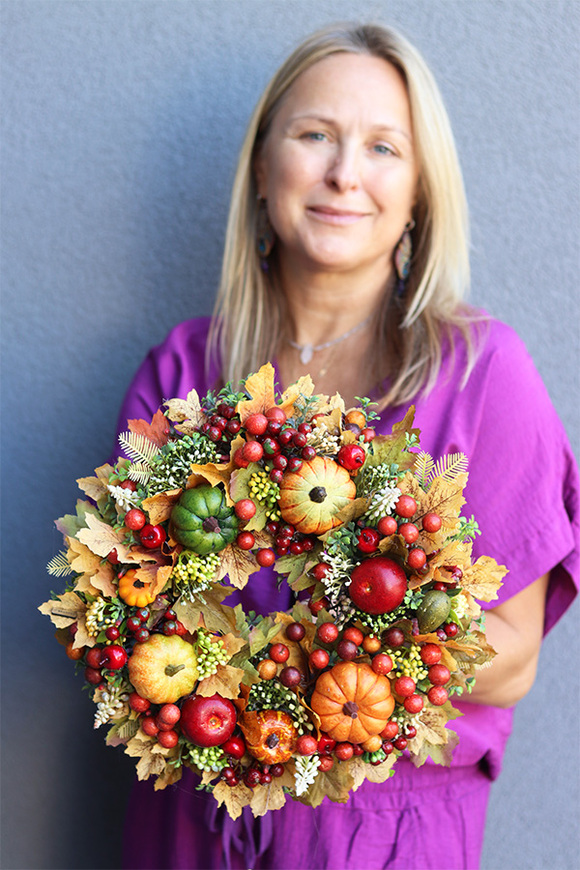 Liście i Dynie, jesienny wianek z atrybutami jesieni, śr.30cm