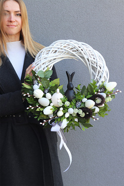 Wielkanocna Aura, wielkanocny wianek na drzwi z zającem, rozp.44cm