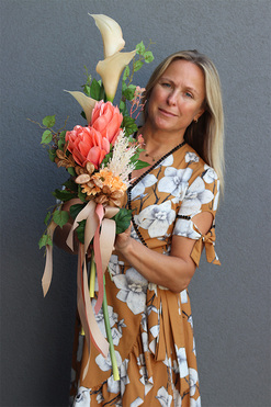 bukiet nagrobny Morela, wys.78cm