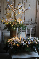 adwentowy stroik na stół, White Christmas Milano, wym.35x48cm