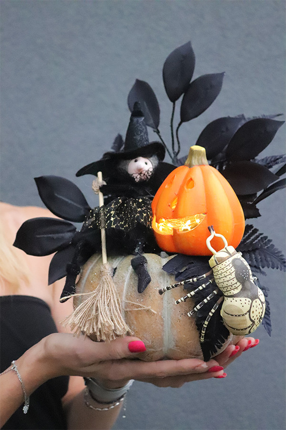 Dyniowe Halloween, jesienny stroik halloweenowy