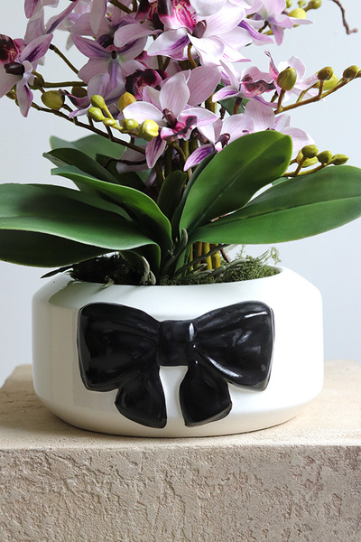 Bohemina Bow, różowy sztuczny storczyk w donicy