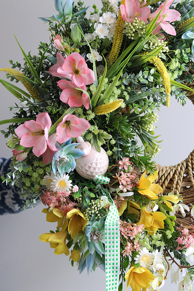 Wiosenny Poranek, asymetryczny wianek na drzwi