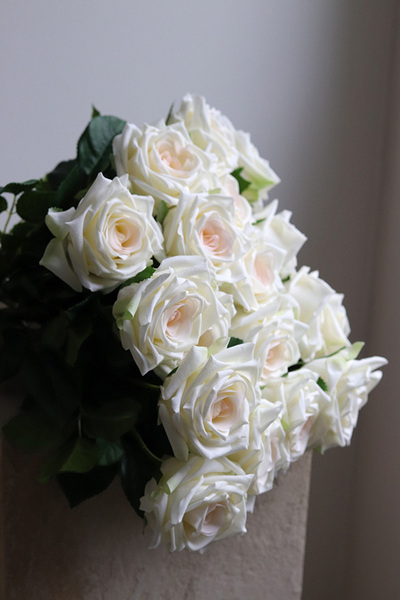 Cremma, bukiet 20-stu wysokiej jakości róż, dł. 70cm